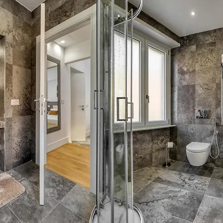 Guest house Gallery 4*